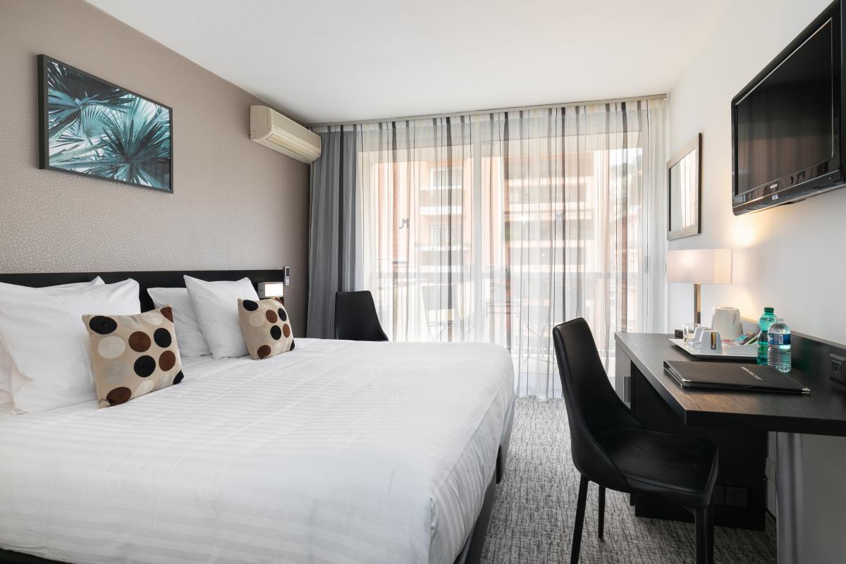 Hôtel Mediterrannée Menton - Chambre